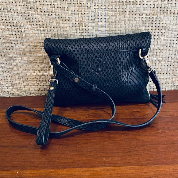 🌟2xHP🌟Black & Beige Textured Cowhide Leather & Suede Convertible Bag Art Hi… - Picture 9 of 15